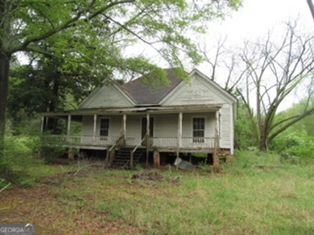 Athens, GA Real Estate | View 5304 Highway 106 | 3 Beds, 1 Bath