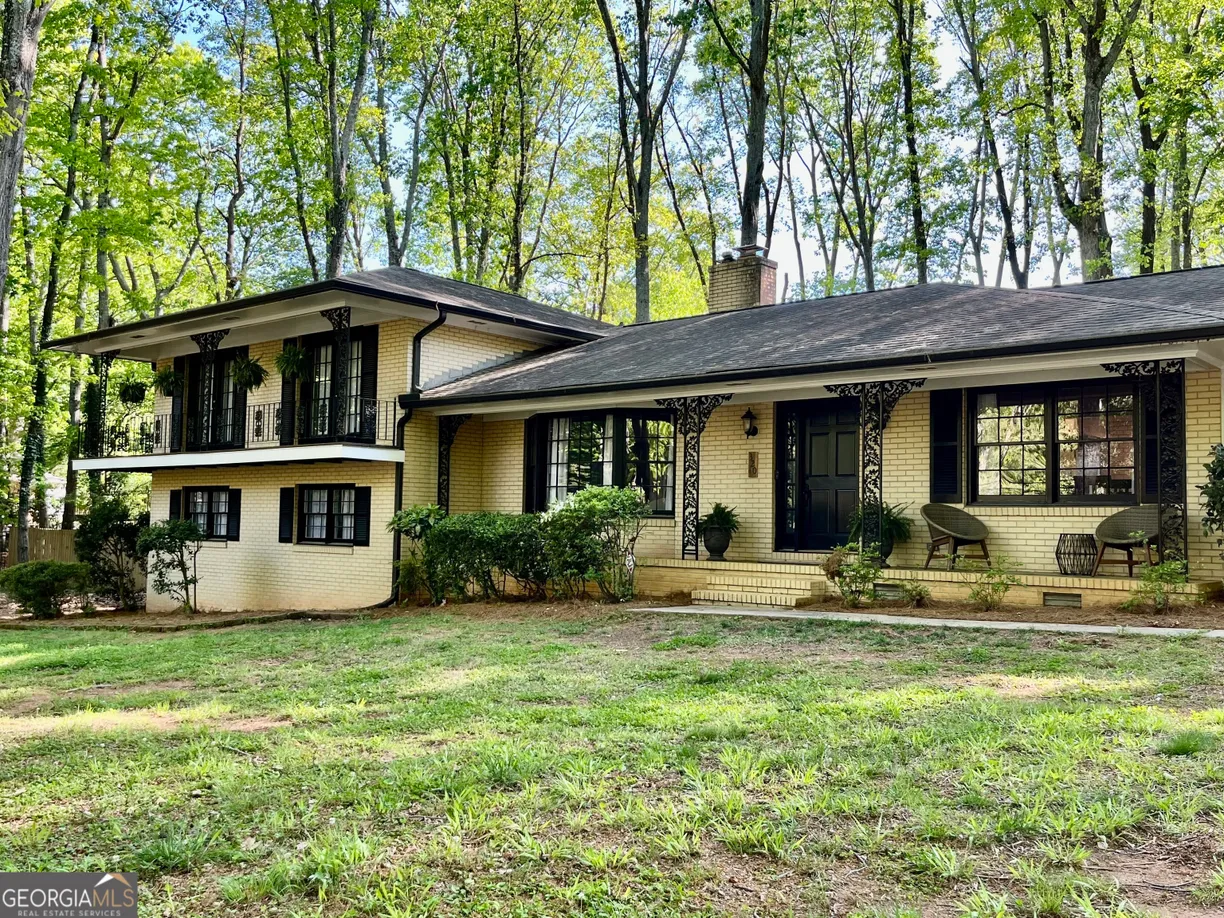 Athens, GA Real Estate | View 320 Cedar Creek Drive | 5 Beds, 3 Baths