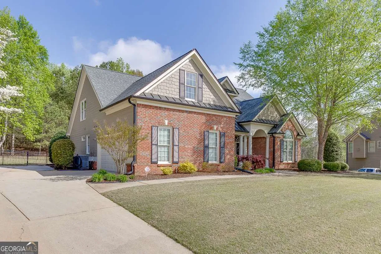 Athens, GA Real Estate | View 505 Hunting Hills Drive | Listing