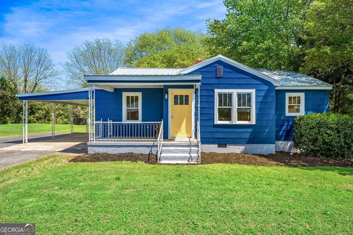 Athens, GA Real Estate | View 183 Fairview Avenue | 2 Beds, 1 Bath