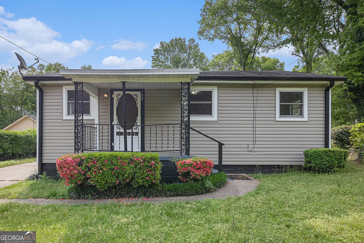 Athens, GA Real Estate | View 190 Derby Street | 2 Beds, 1 Bath
