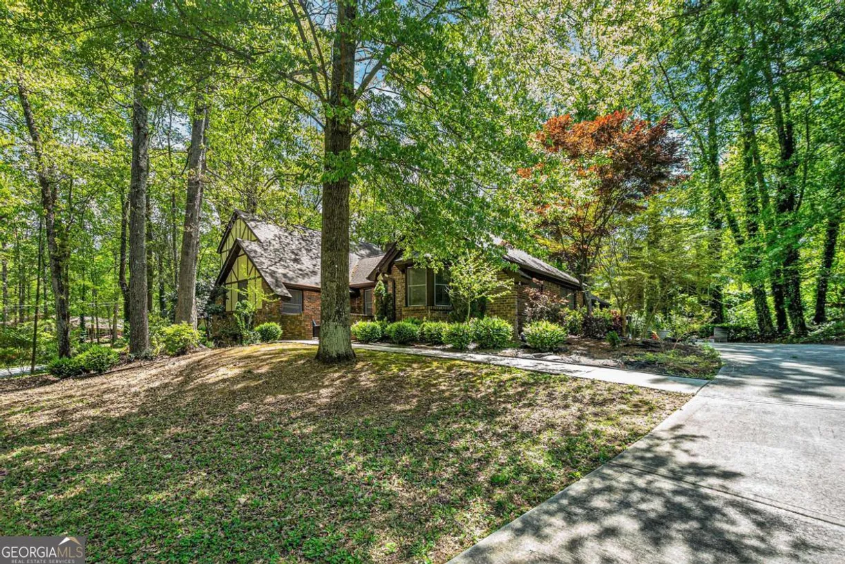 Athens, GA Real Estate | View 2550 Amalfi Drive | Listing