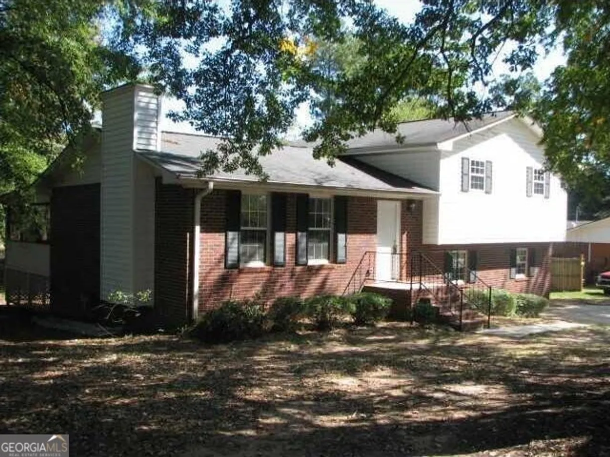 Athens, GA Real Estate | View 501 Forest Street | 4 Beds, 2 Baths