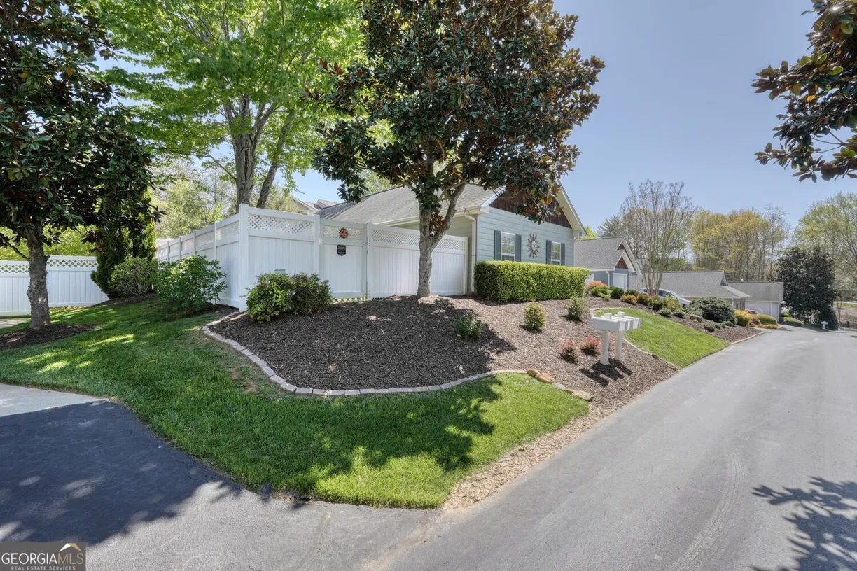Athens, GA Real Estate | View 408 Longview Circle | Listing