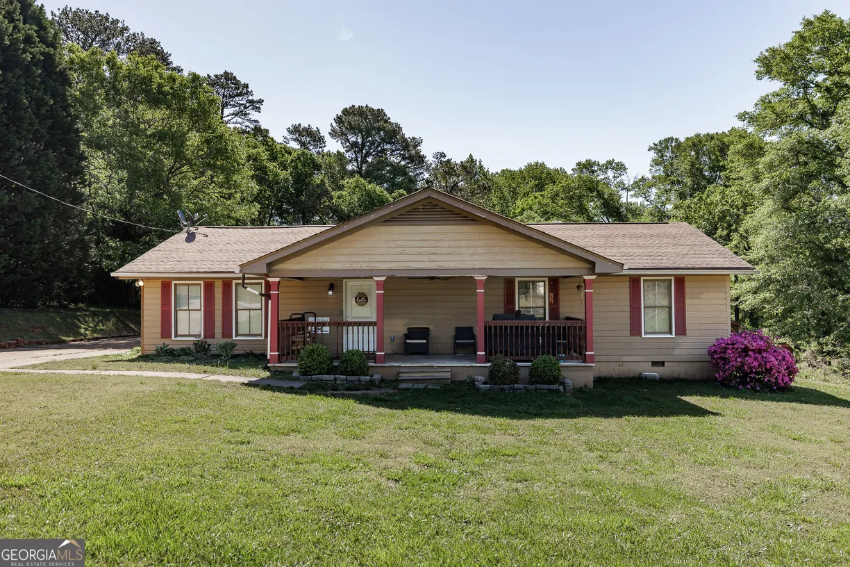 Athens, GA Real Estate | View 415 Maple Park Drive | 3 Beds, 2 Baths