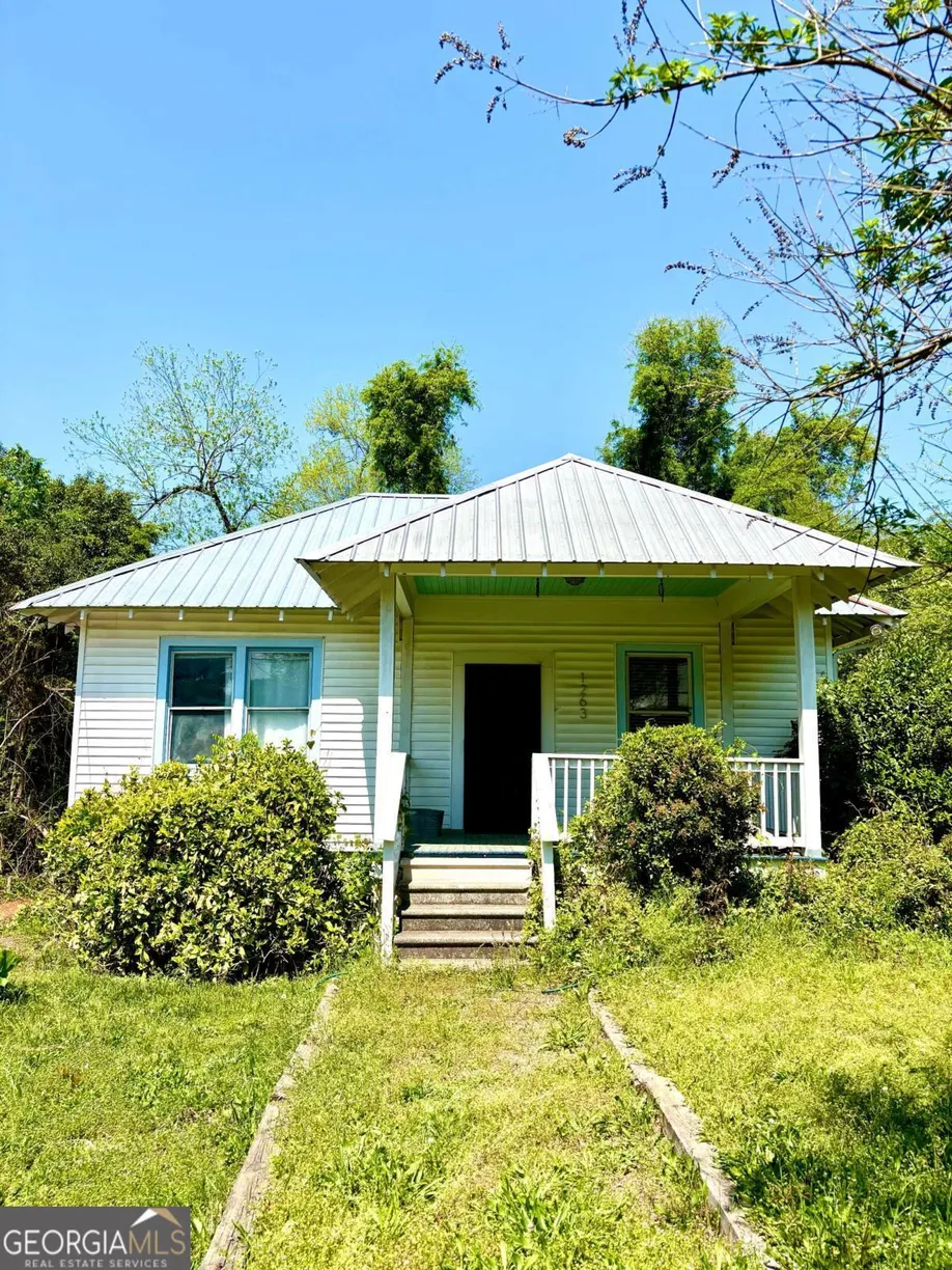 Athens, GA Real Estate | View 1263 Broad Street | 3 Beds, 2 Baths