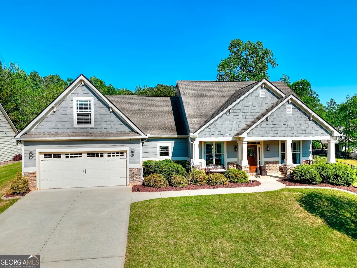 Athens, GA Real Estate | View 832 Ashland Falls Drive | 4 Beds, 3 Baths