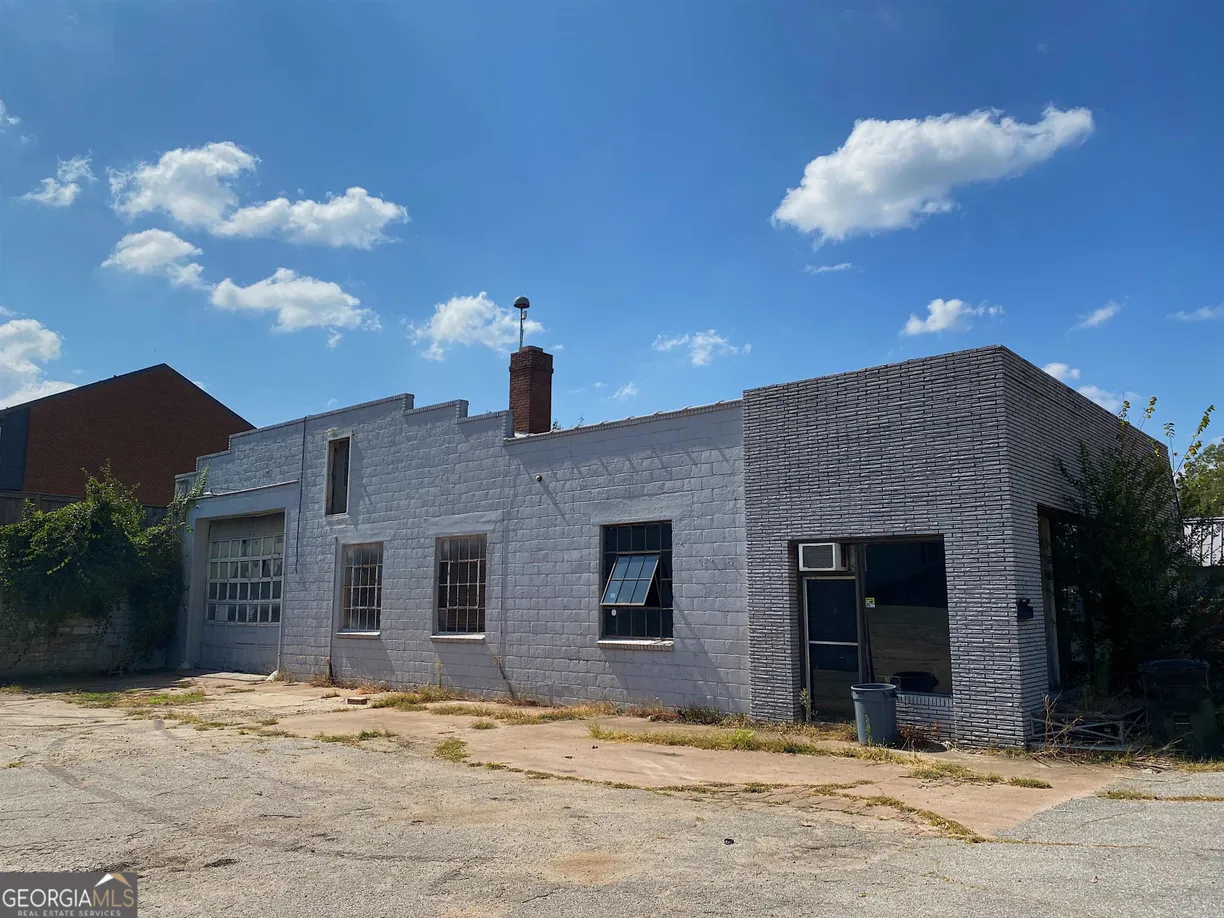 Athens, GA Real Estate | View 1095 W Broad Street | Listing