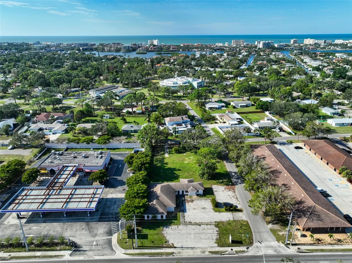 Sarasota/St. Petersburg Real Estate | View 6200 S TAMIAMI TRAIL | Listing