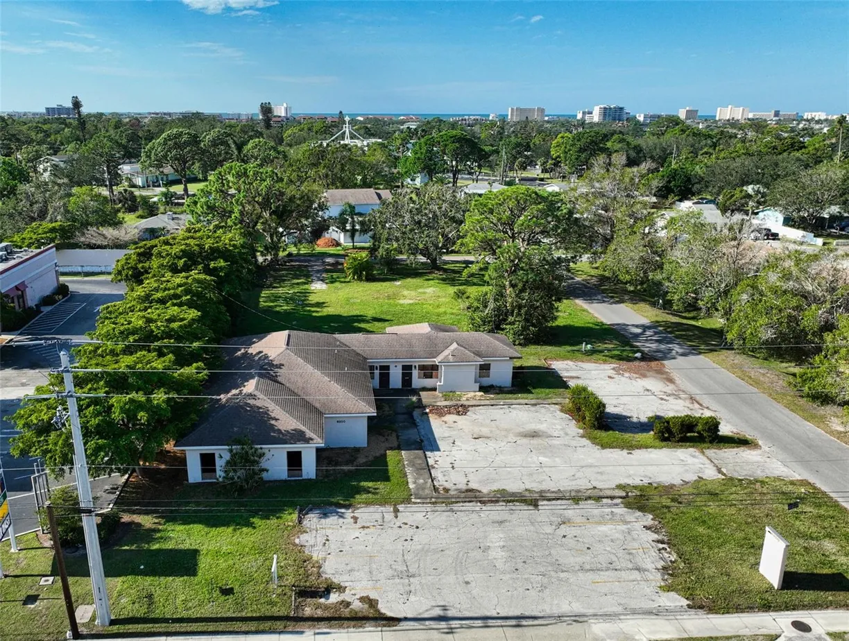 Sarasota/St. Petersburg Real Estate | View 6200 S TAMIAMI TRAIL | Listing