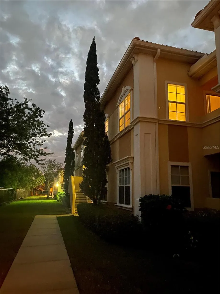Sarasota/St. Petersburg Real Estate | View 1010 VILLAGIO CIRCLE, 106 | 2 Beds, 2 Baths