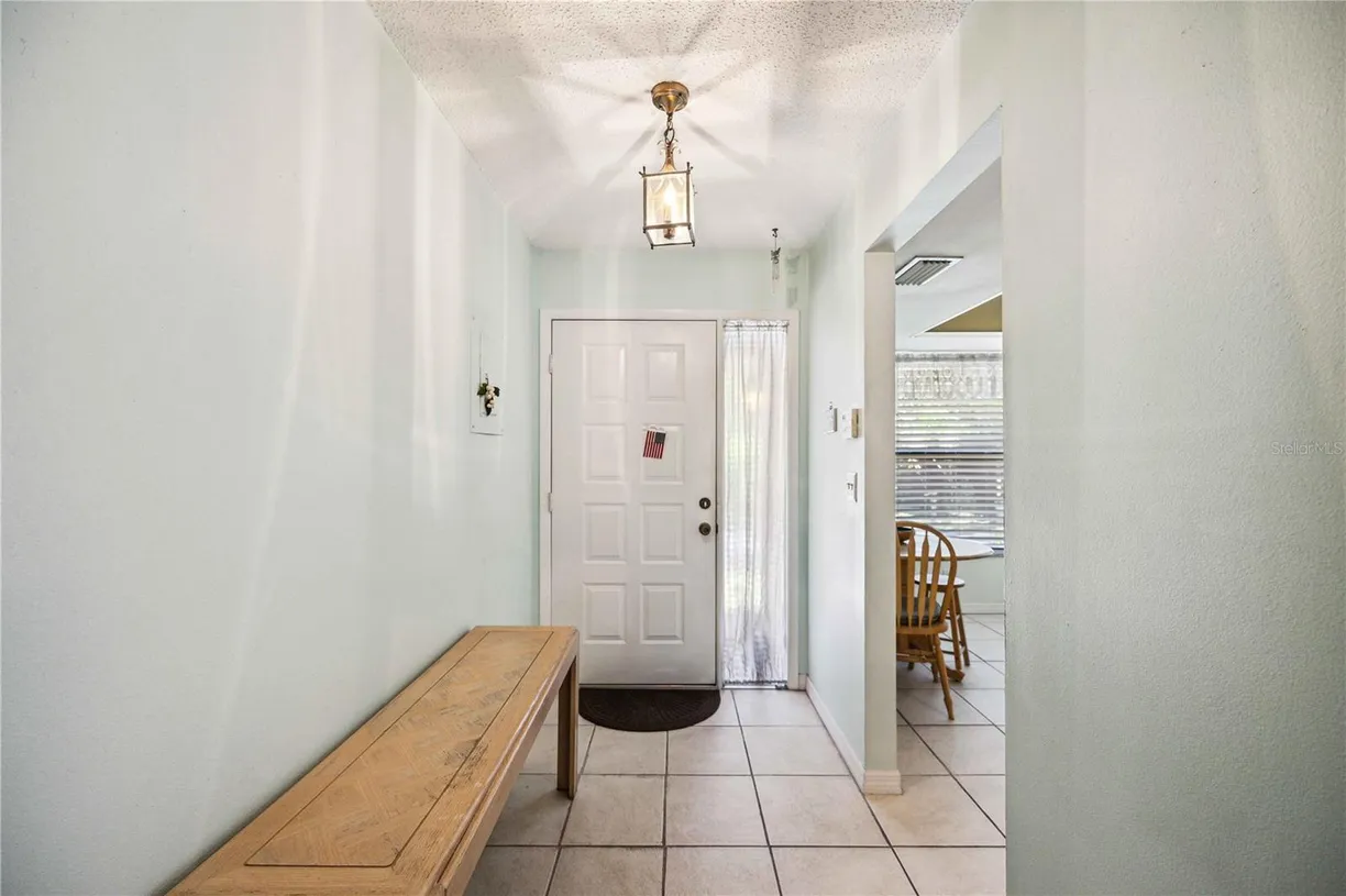 Sarasota/St. Petersburg Real Estate | View 1325 BANCHORY LN LANE, 7 | Listing