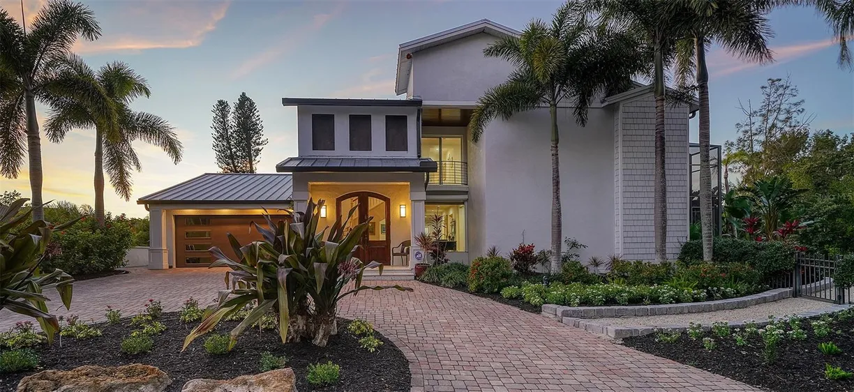 Sarasota/St. Petersburg Real Estate | View 6934 BELGRAVE DRIVE | 4 Beds, 6 Baths