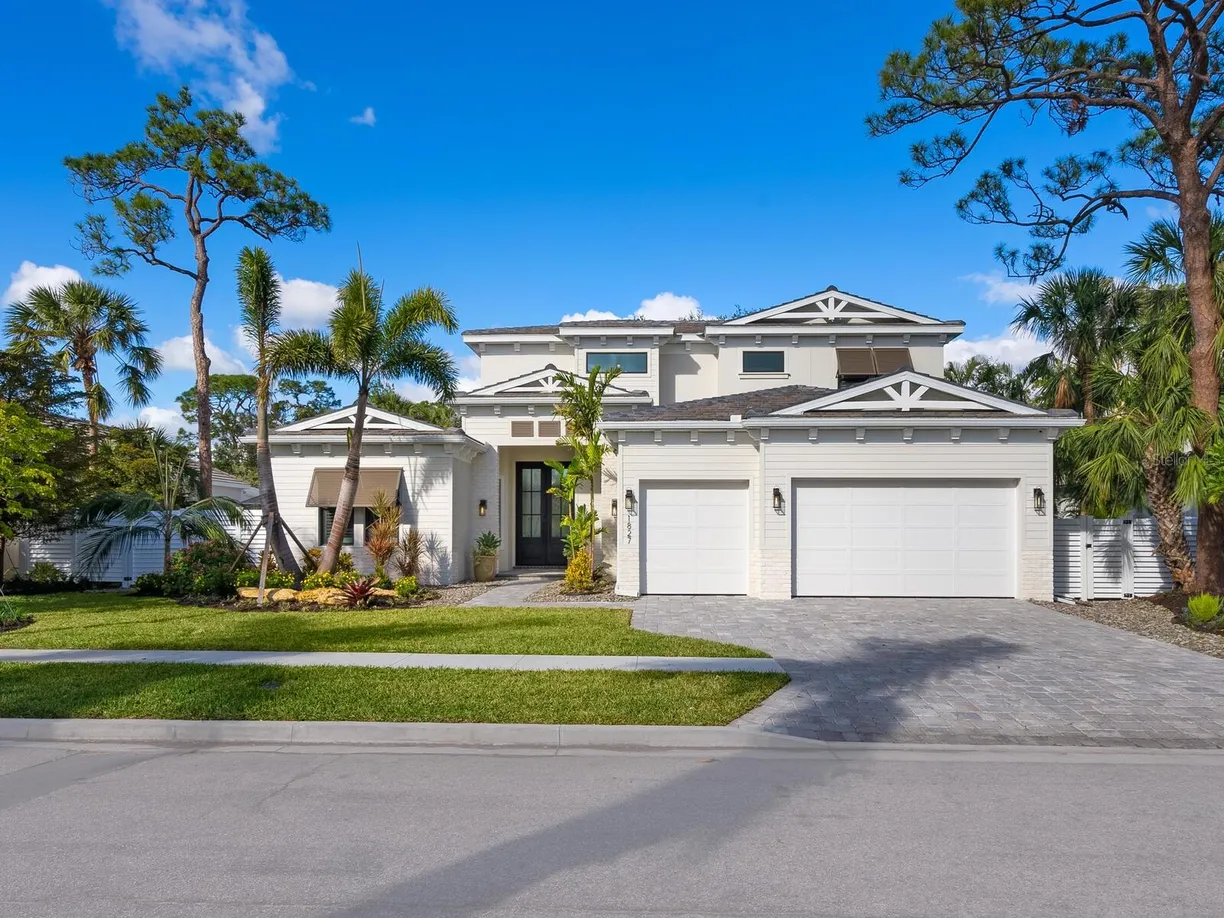 Sarasota/St. Petersburg Real Estate | View 1827 MORRIS STREET | 4 Beds, 4 Baths