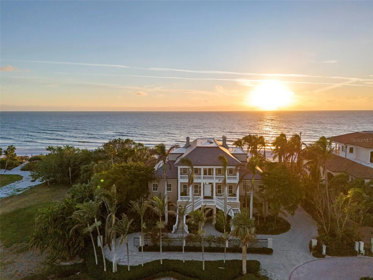 Sarasota/St. Petersburg Real Estate | View 801 LONGBOAT CLUB ROAD | 5 Beds, 5 Baths