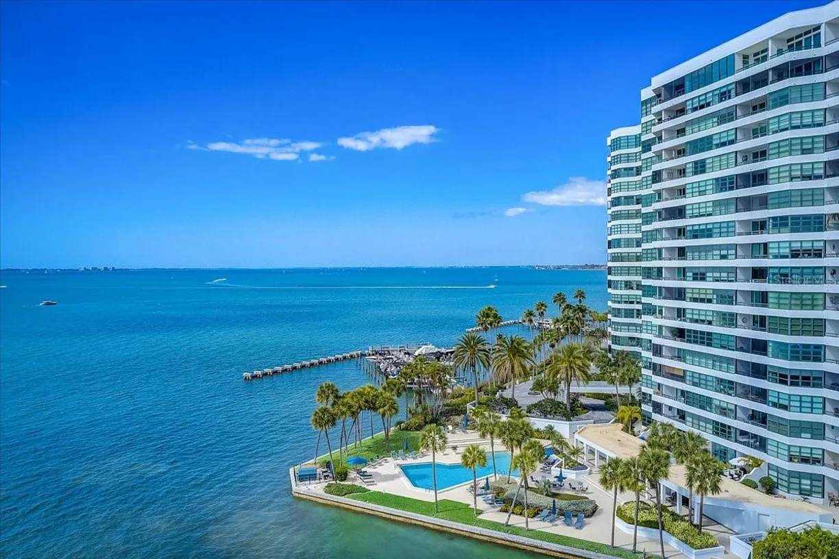 Sarasota/St. Petersburg Real Estate | View 888 BLVD OF THE ARTS, 1408 | 2 Beds, 2 Baths