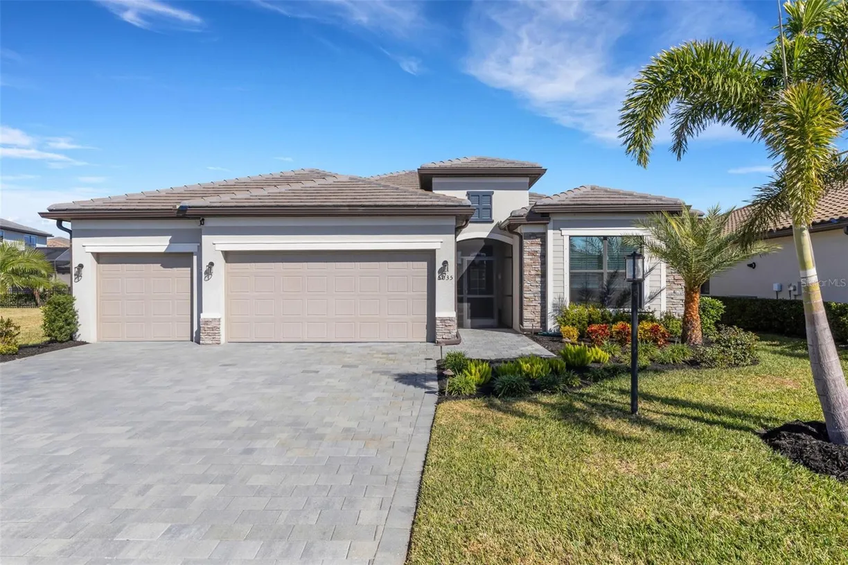 Sarasota/St. Petersburg Real Estate | View 5035 SEAFOAM TRAIL | Listing