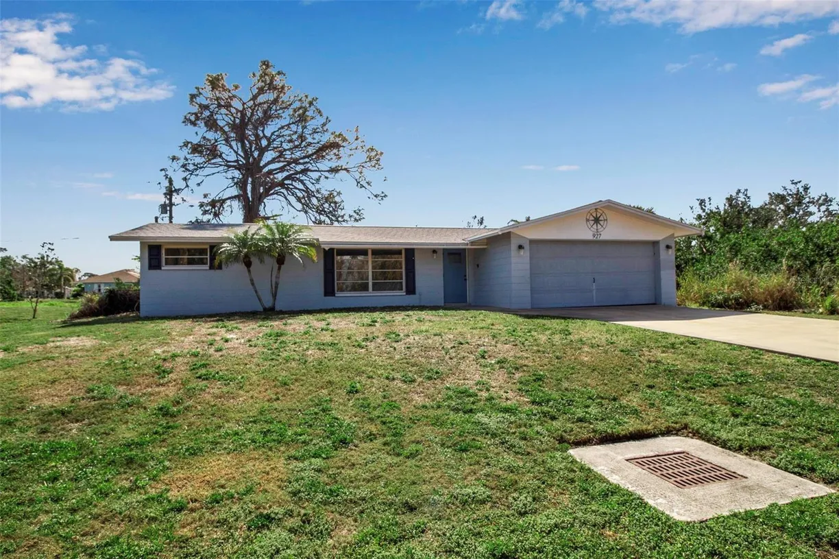 Sarasota/St. Petersburg Real Estate | View 927 LEMON BAY DRIVE | Listing