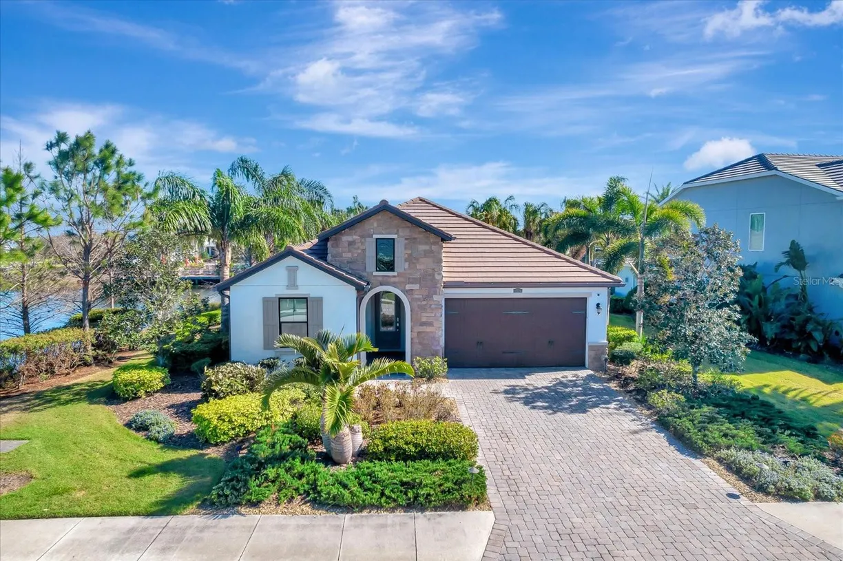 Sarasota/St. Petersburg Real Estate | View 12026 PERENNIAL PLACE | 3 Beds, 3 Baths