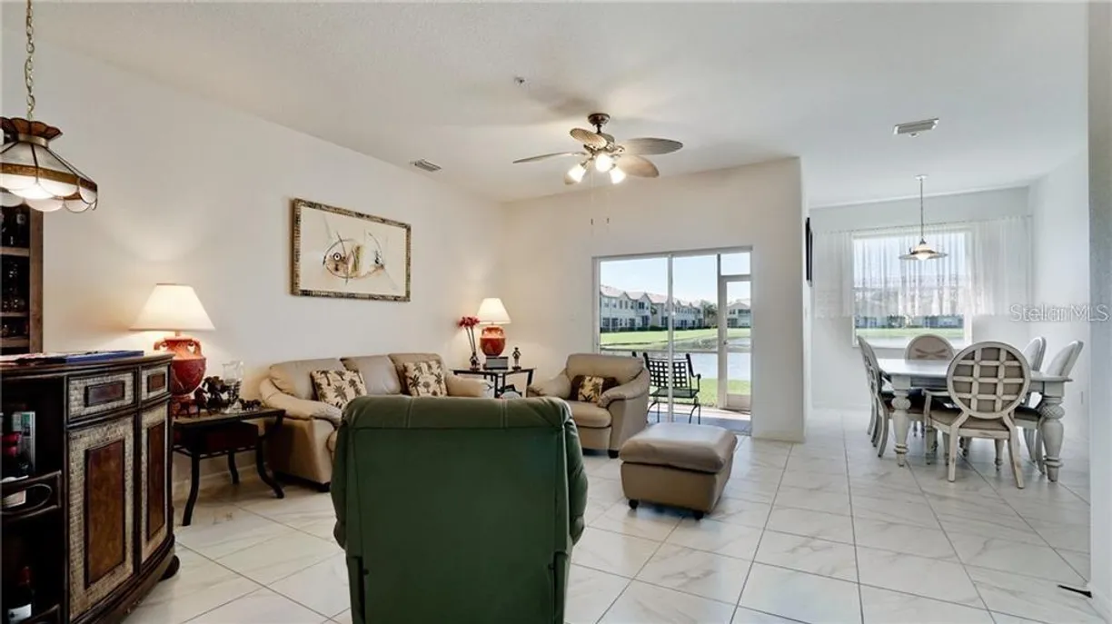 Sarasota/St. Petersburg Real Estate | View 3478 PARKRIDGE CIRCLE, 32-104 | Listing