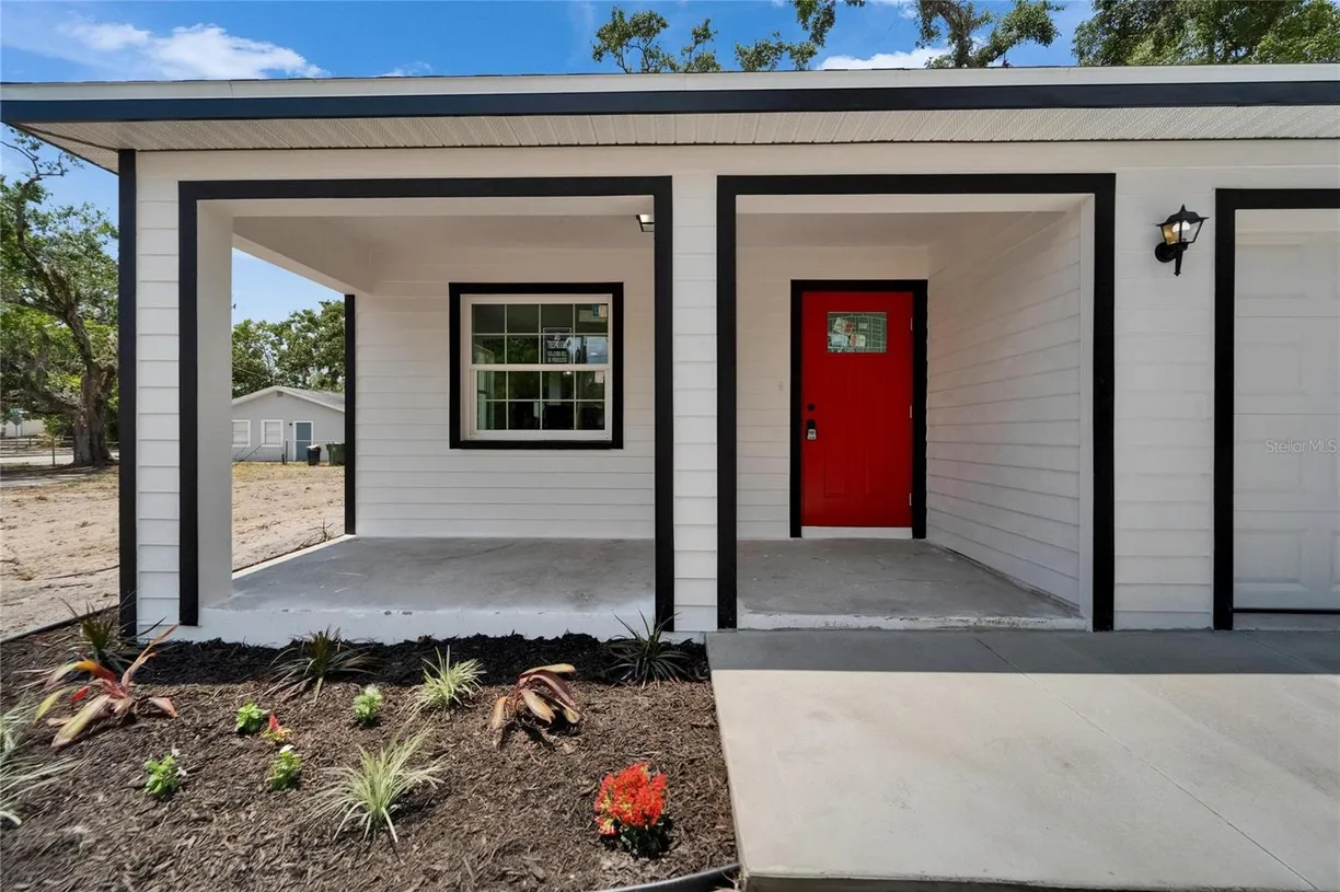 Sarasota/St. Petersburg Real Estate | View 732 15TH STREET | Listing