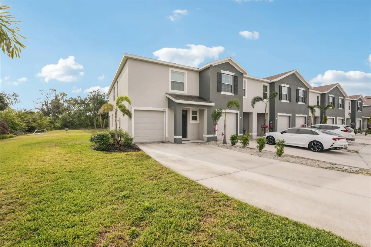 Sarasota/St. Petersburg Real Estate | View 8600 MILESTONE DRIVE | 3 Beds, 2 Baths