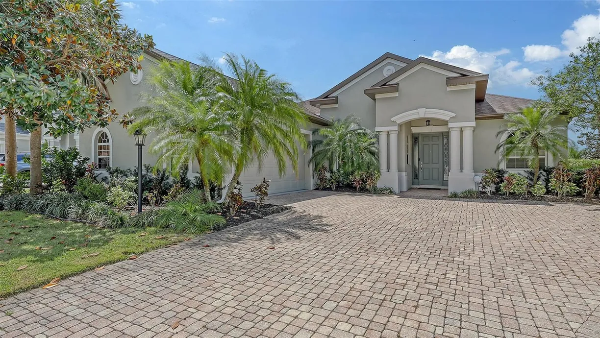 Sarasota/St. Petersburg Real Estate | View 14213 SUNDIAL PLACE | 4 Beds, 3 Baths