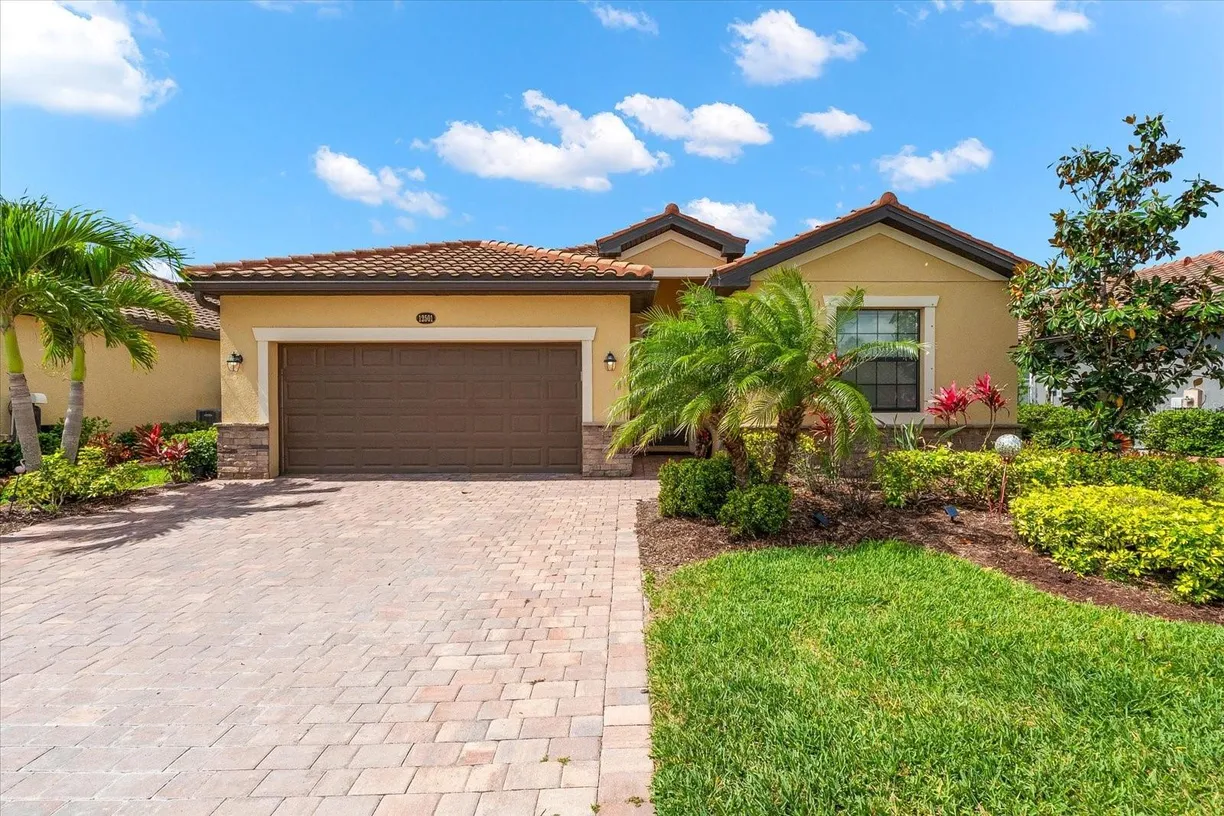 Sarasota/St. Petersburg Real Estate | View 12501 CINQUETERRE DRIVE | Listing