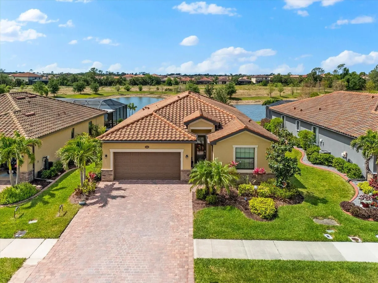 Sarasota/St. Petersburg Real Estate | View 12501 CINQUETERRE DRIVE | 4 Beds, 3 Baths