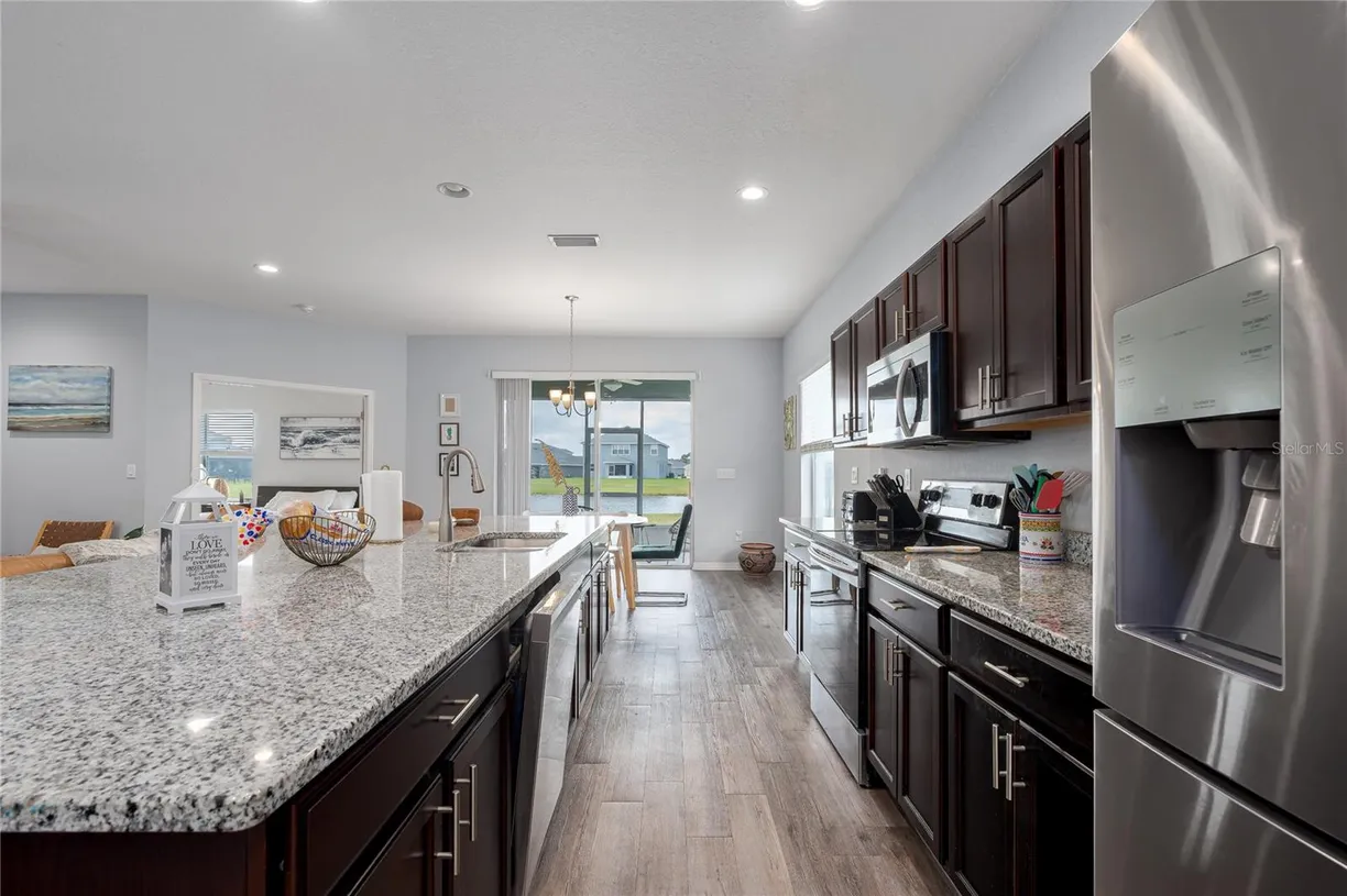Sarasota/St. Petersburg Real Estate | View 16161 61ST LANE | Listing