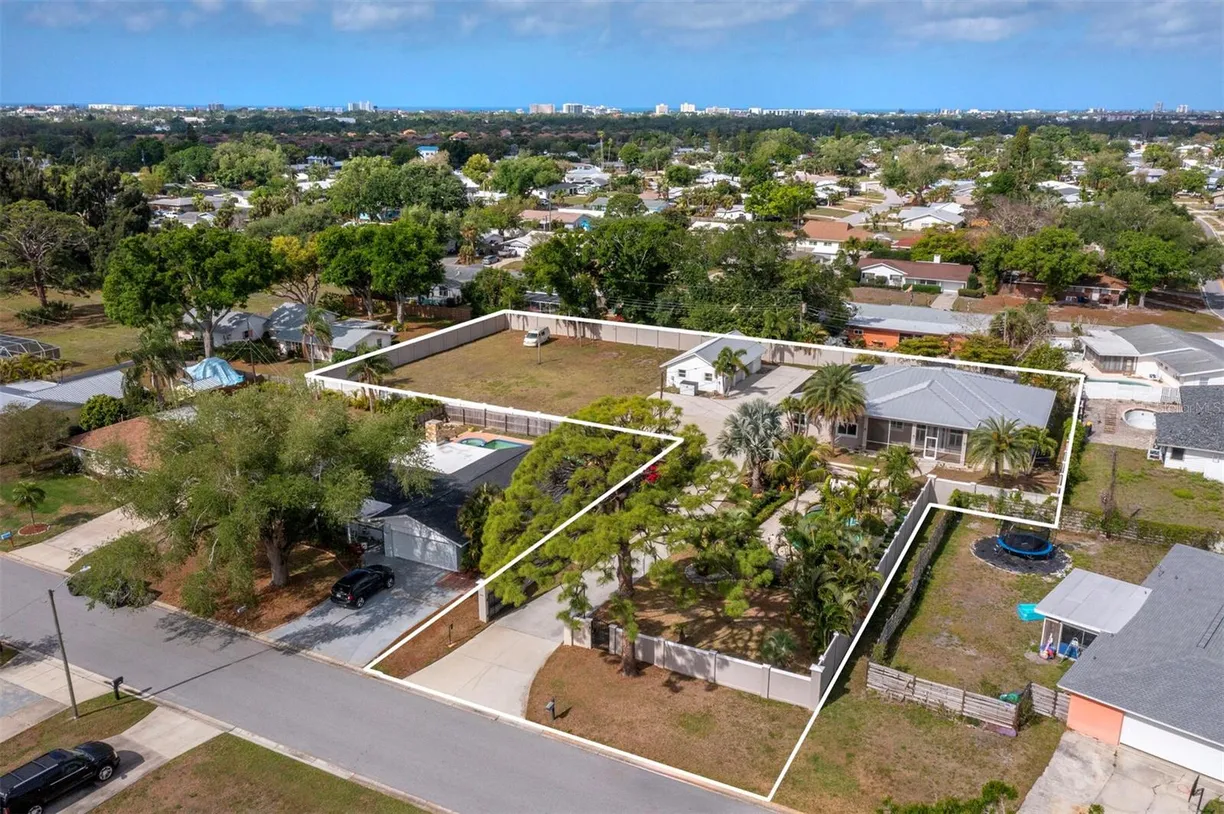 5618 BRITANNIA DRIVE, SARASOTA, FL 34231 Property for sale