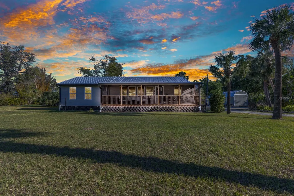 Sarasota/St. Petersburg Real Estate | View 14760 CONWAY ROAD | 2 Beds, 2 Baths