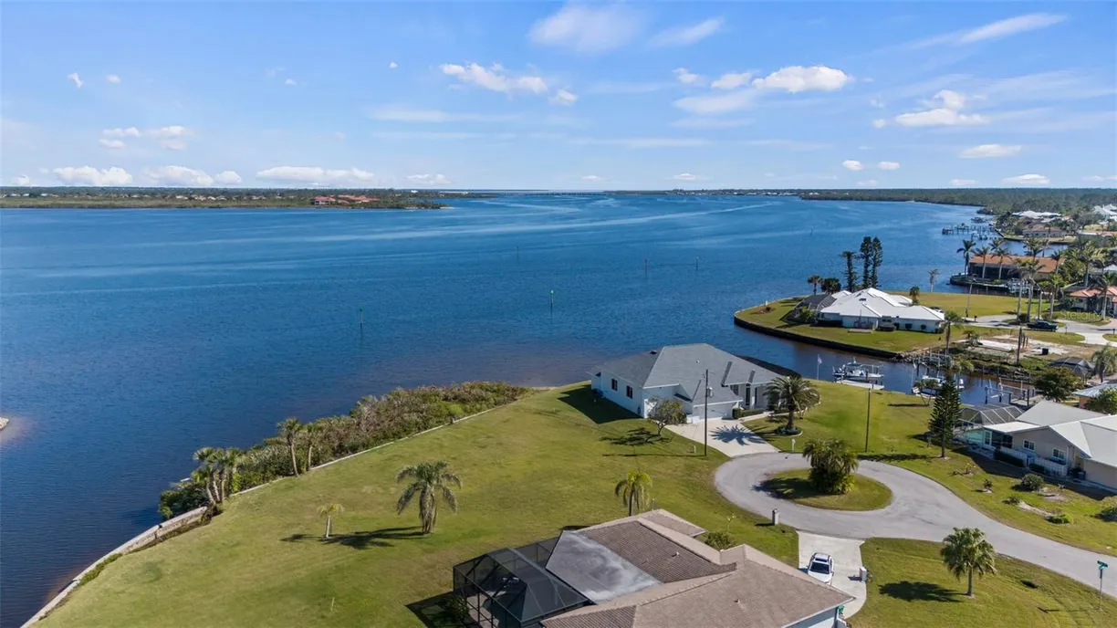Sarasota/St. Petersburg Real Estate | View 3528 FOX TERRACE | Listing