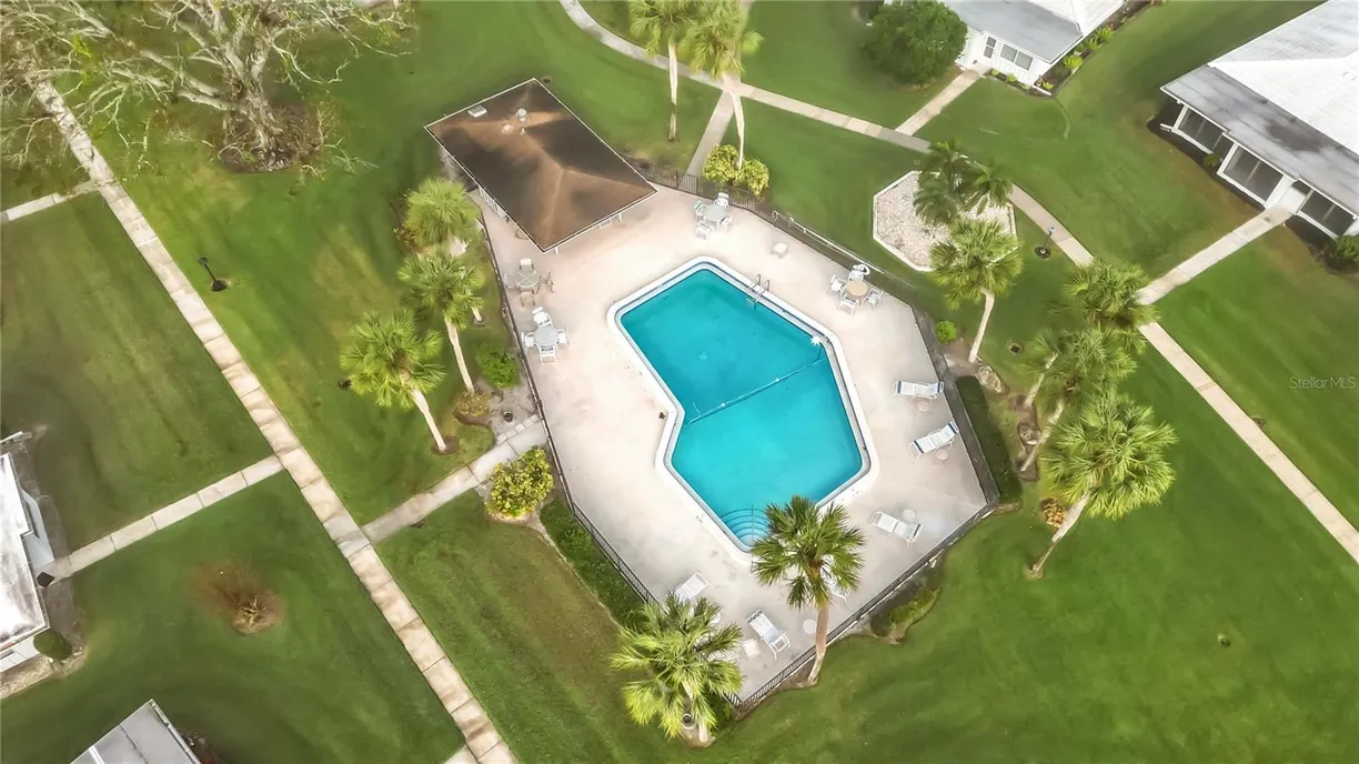 Sarasota/St. Petersburg Real Estate | View 3220 SOUTHFIELD LANE, 810 | Listing