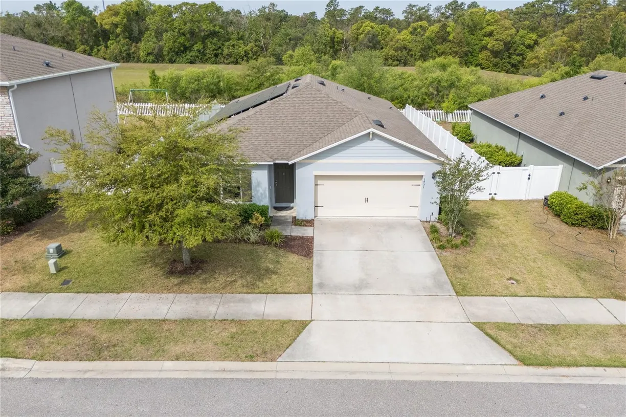 Central Florida Real Estate | View 1731 POINT O WOODS COURT | Listing