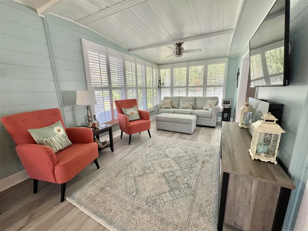 Central Florida Real Estate | View 207 HAWTHORNE BOULEVARD | Listing