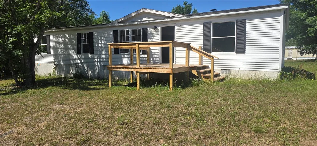 Central Florida Real Estate | View 17080 SE 252ND AVENUE | 3 Beds, 2 Baths