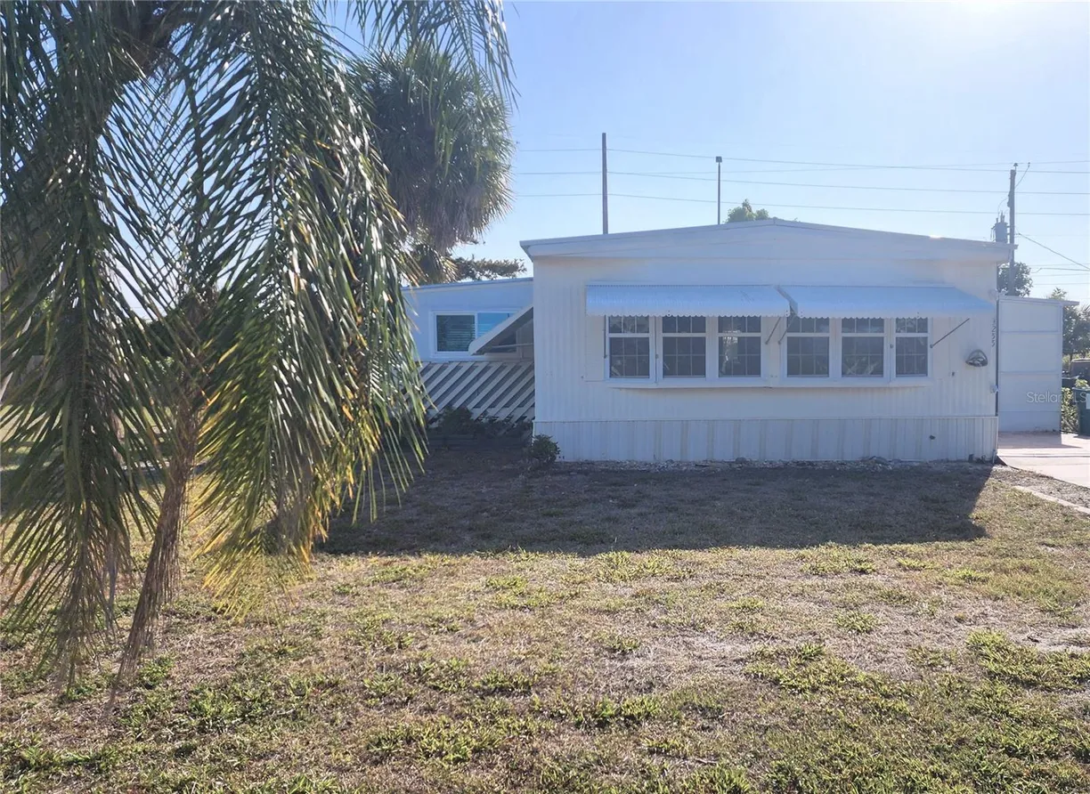 Sarasota/St. Petersburg Real Estate | View 3255 TOWHEE STREET | Listing