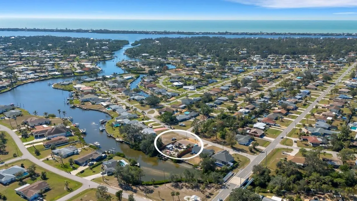 Sarasota/St. Petersburg Real Estate | View 1985 FAIRVIEW DRIVE | 2 Beds, 2 Baths