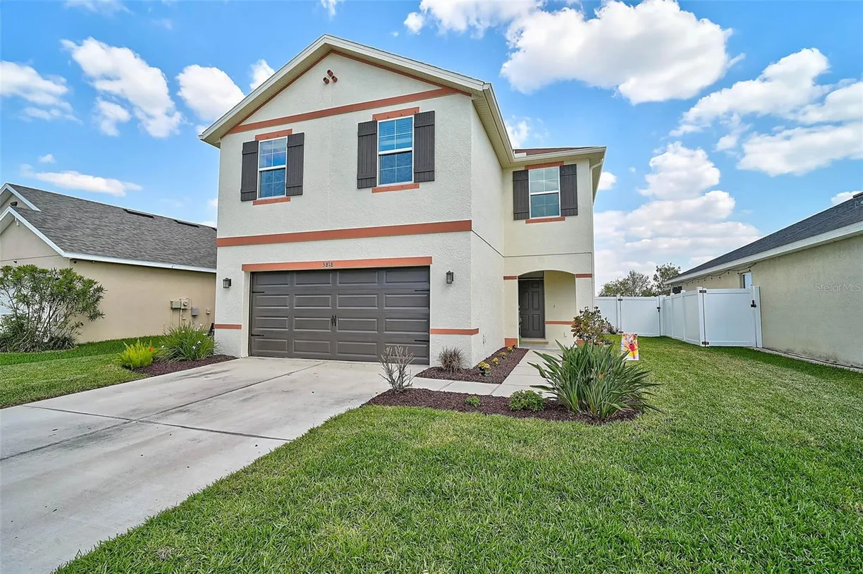 Sarasota/St. Petersburg Real Estate | View 3818 WILLOW WALK DRIVE | 4 Beds, 2 Baths