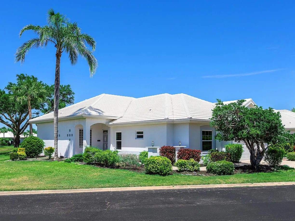 Sarasota/St. Petersburg Real Estate | View 643 CROSSFIELD CIRCLE, 13 | 2 Beds, 2 Baths