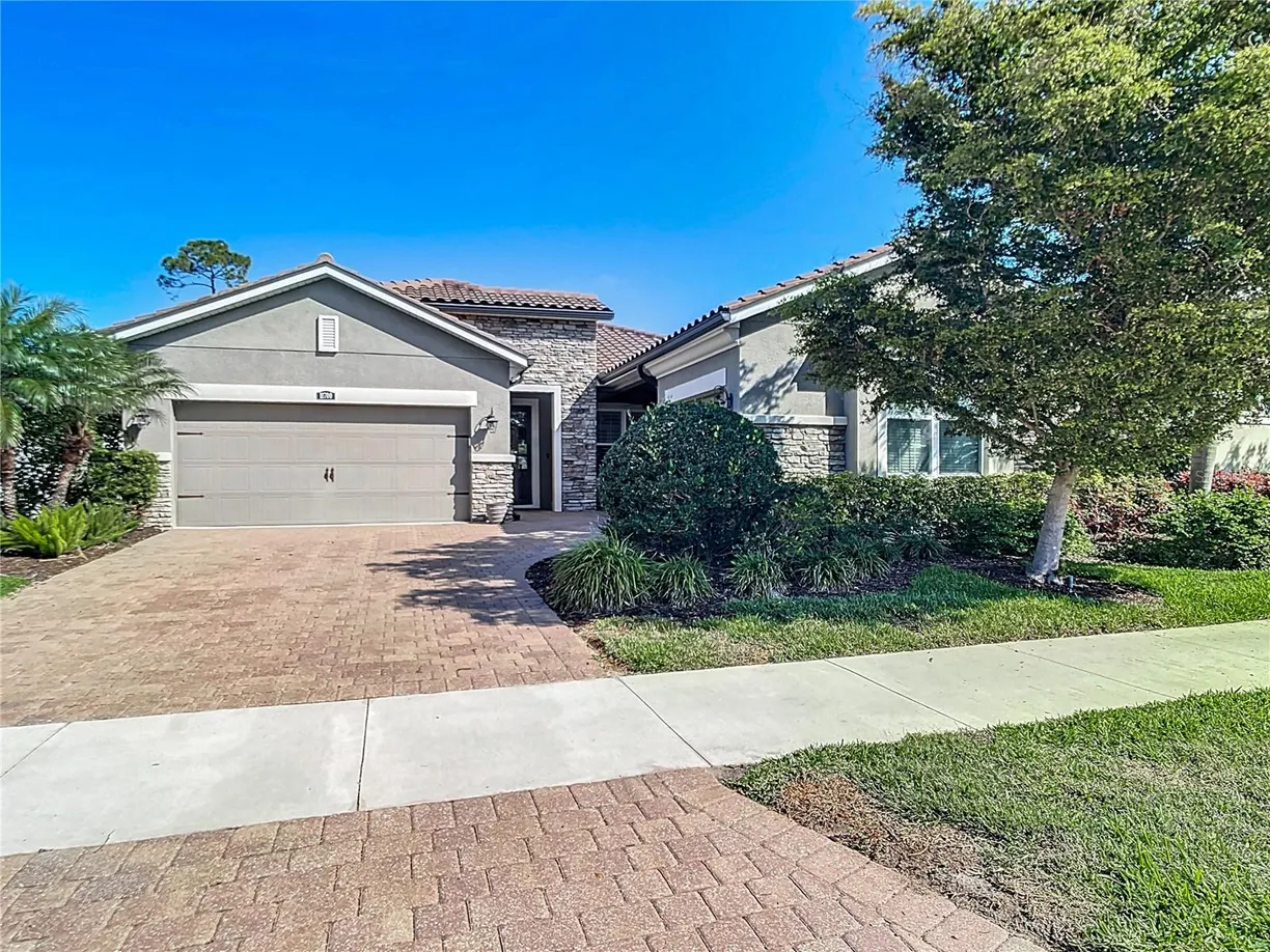 Sarasota/St. Petersburg Real Estate | View 11700 TAPESTRY LANE | 4 Beds, 3 Baths