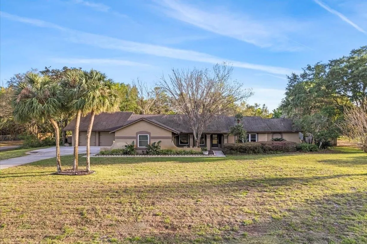 Central Florida Real Estate | View 1703 Sunwood Drive | 5 Beds, 3 Baths