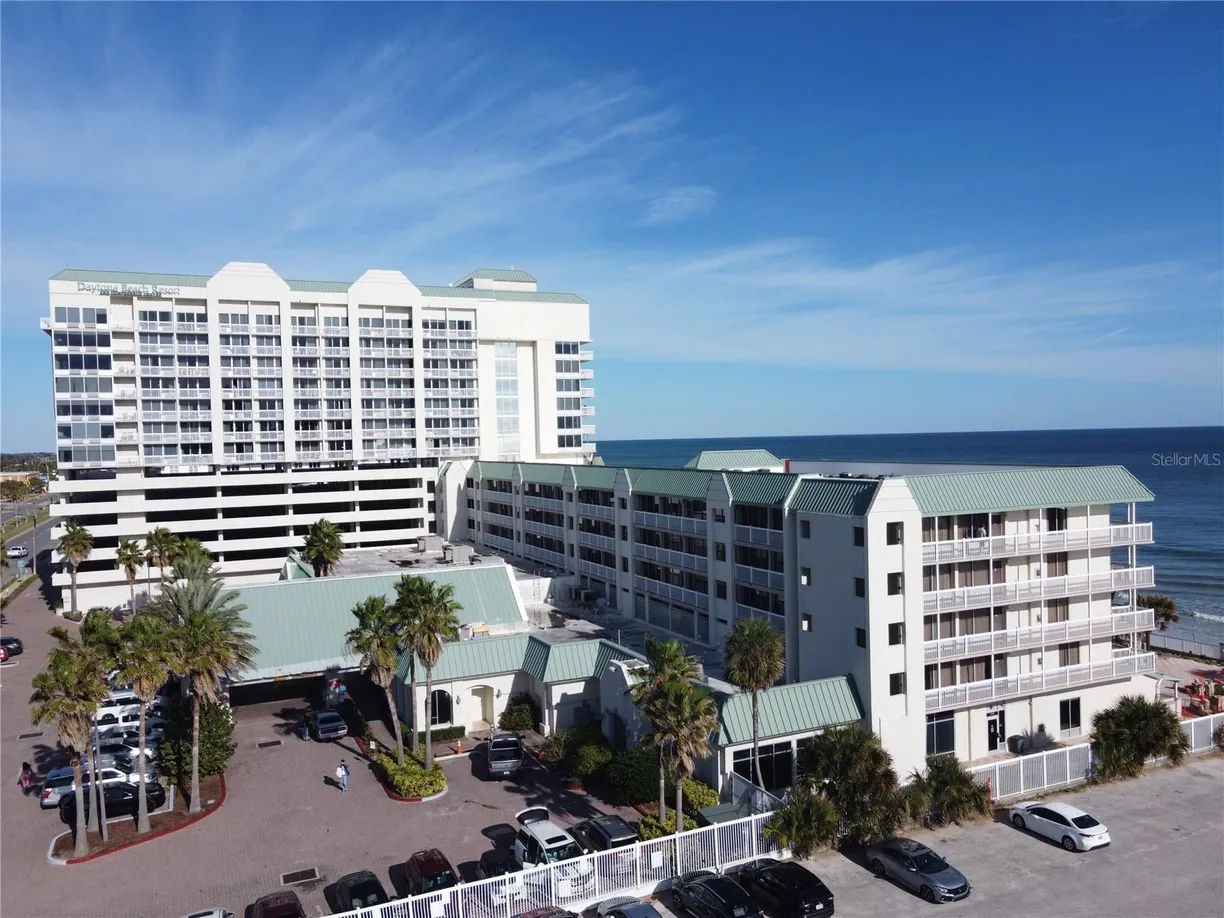 Central Florida Real Estate | View 2700 N ATLANTIC AVENUE, 1111 | 1 Bed, 1 Bath