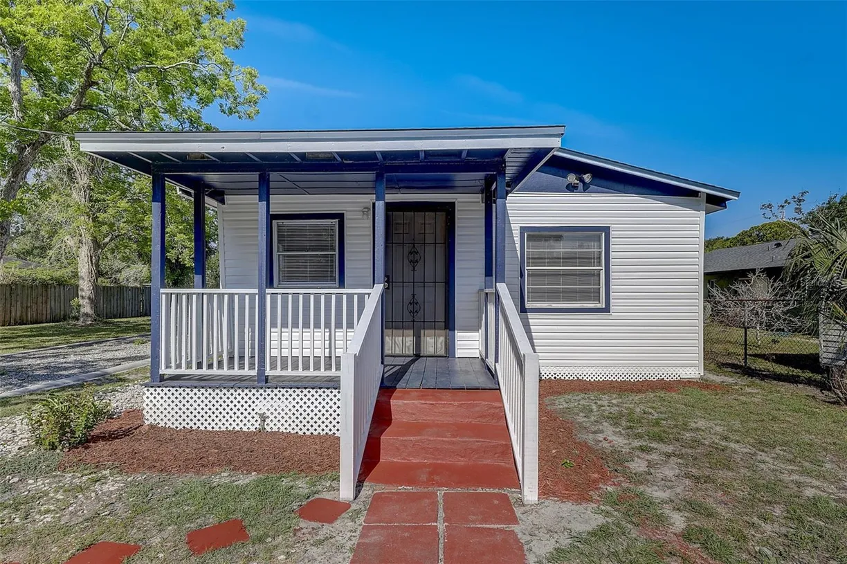 Central Florida Real Estate | View 1604 PEACH AVENUE | 4 Beds, 3 Baths