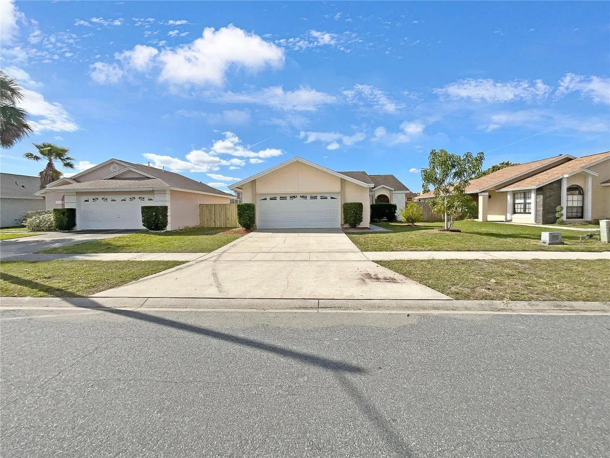 Central Florida Real Estate | View 5304 LONESOME DOVE DRIVE | 3 Beds, 2 Baths