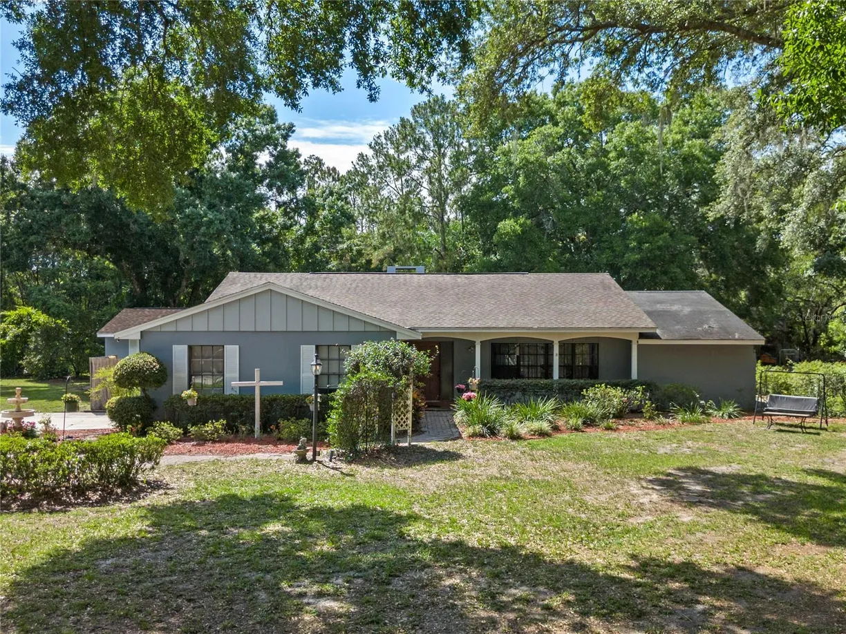 Central Florida Real Estate | View 27905 LISA DRIVE | 4 Beds, 2 Baths