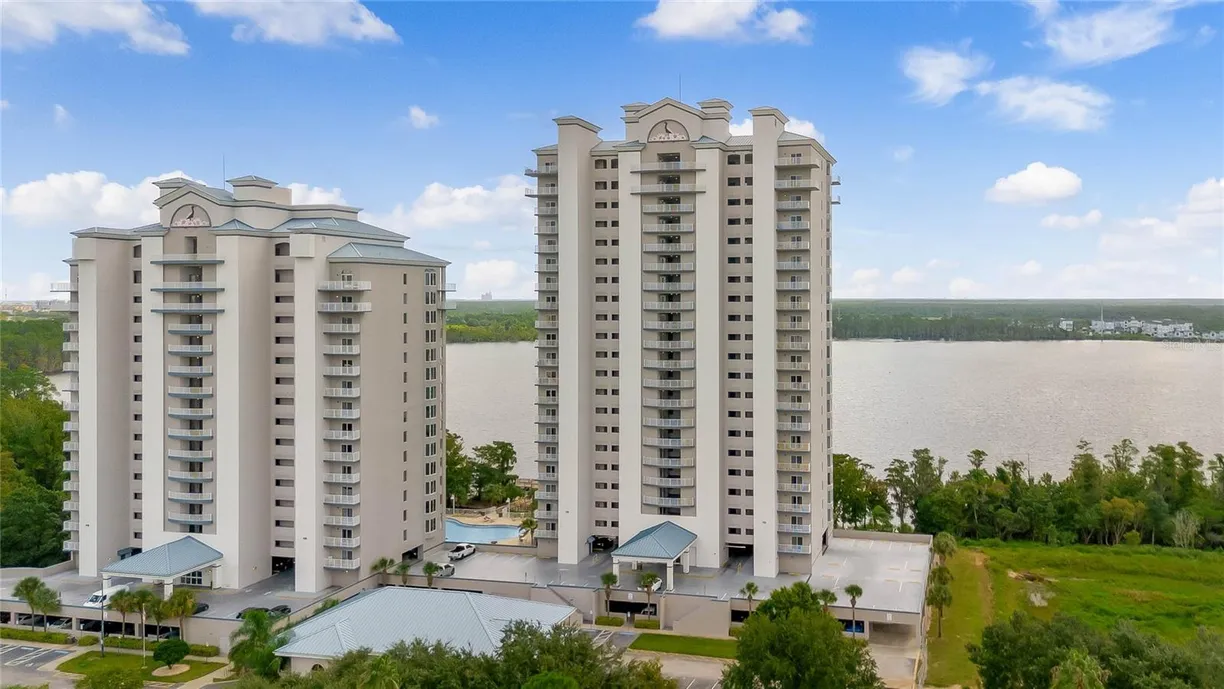 Central Florida Real Estate | View 13427 BLUE HERON BEACH DRIVE, 1004 | 2 Beds, 2 Baths