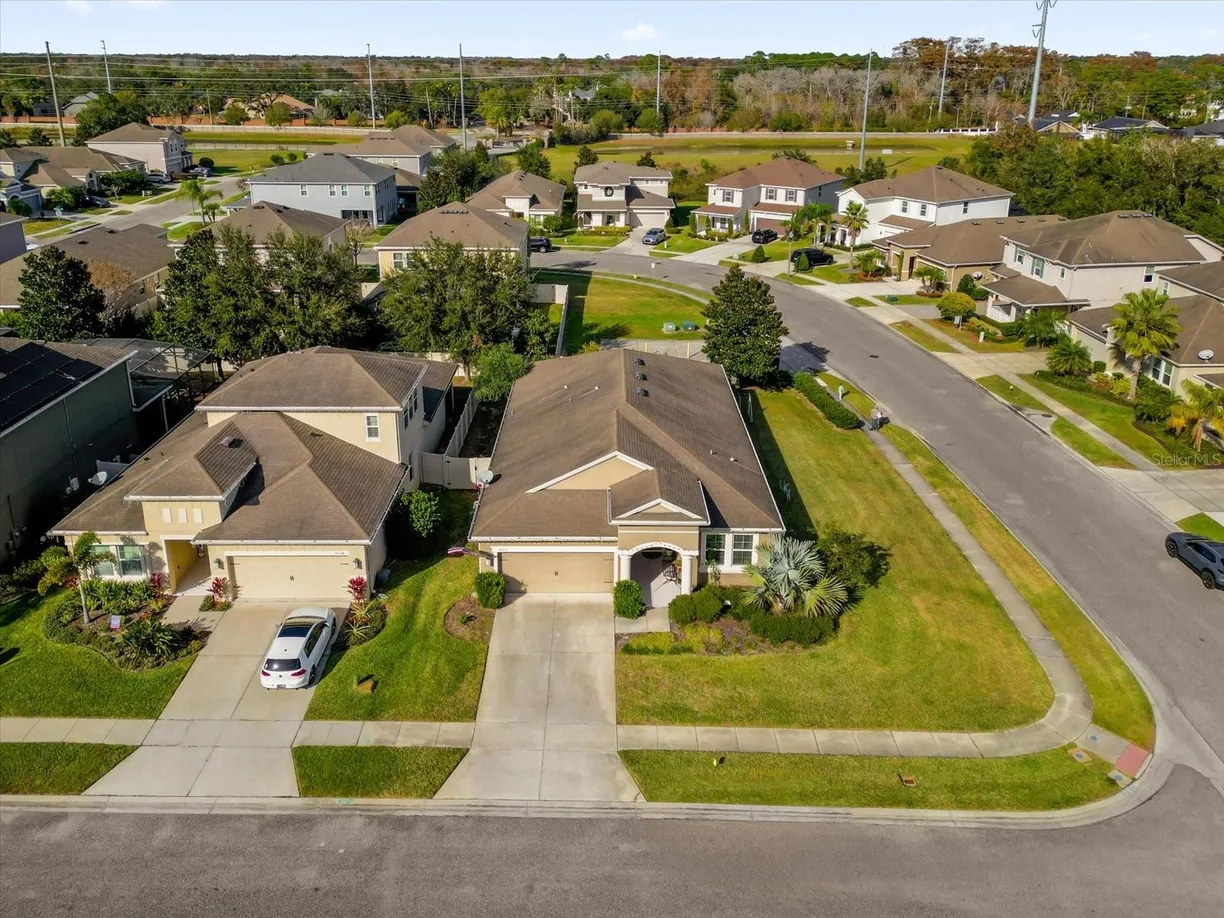 Central Florida Real Estate | View 8162 LAZY BEAR LANE | Listing