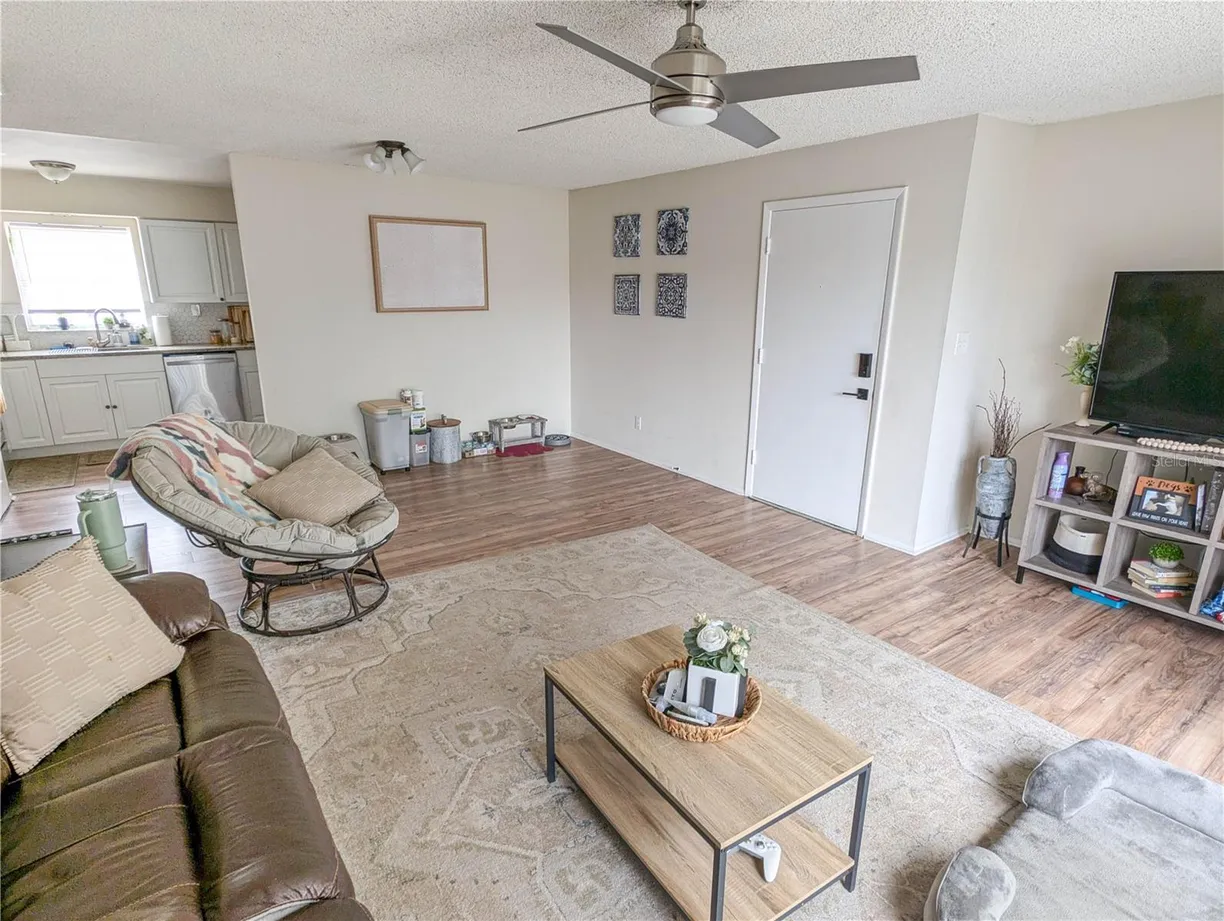 Central Florida Real Estate | View 3053 GEORGE MASON AVENUE, D | Listing